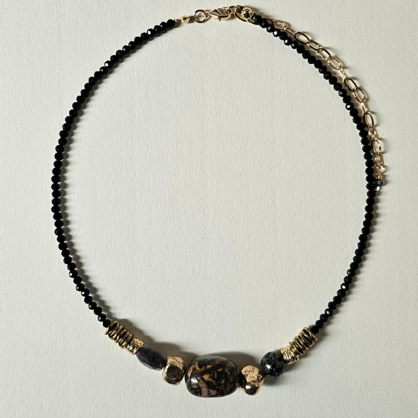 Collar circulo negro