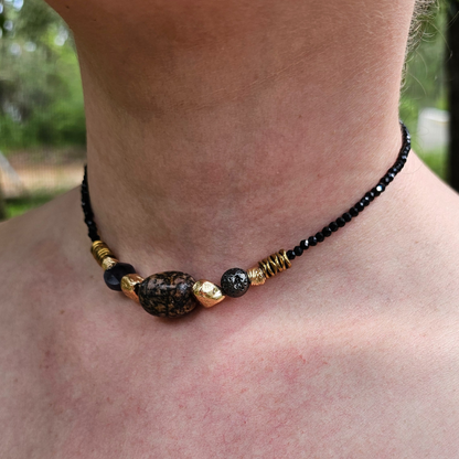 Collar circulo negro